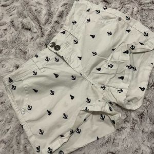 White shorts with anchors and boats